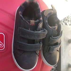 Boys size 10 Brown shoes